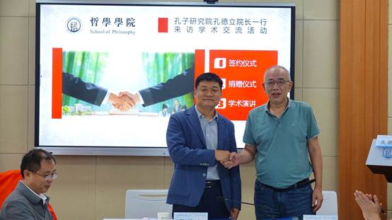 一群人站在柜台前AI 生成的内容可能不正确。