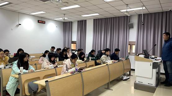 ea04c0429bf6440047e2ca15be9d3f8